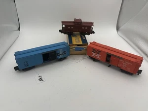 American Flyer S Gauge Lot Of Three Freight Cars 985 25082 930 - Picture 1 of 3