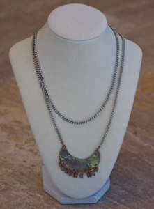 SCHMUCK Halskette HALBMOND schöner handgehämmerter Anhänger! - Bild 1 von 4