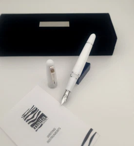 Maita Forensis Numbered Edit. Füllfederhalter | Weiß Resin, Silber | Made in Italy - Bild 1 von 9