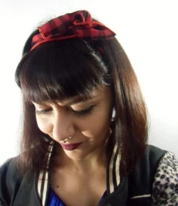 Bandeau foulard cheveux rigide cordon maléable carreaux vichy rouges noirs pinup - Imagen 1 de 5