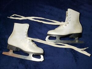 SLM 7-1/3 FIGURE ICE SKATES SIZE 5 ? MADE IN TAIWAN 55S-12 WHITE
