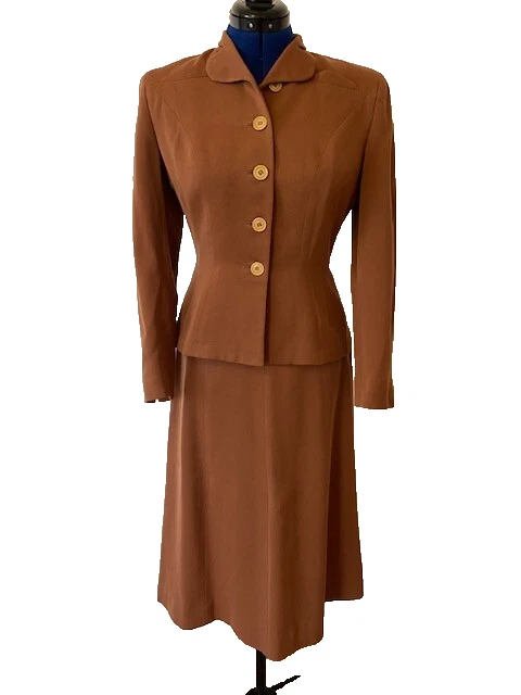 Vintage 1940's Women's Handmacher Brown Wool/Gabardine Suit - Size 4/6 - Image 1 of 4