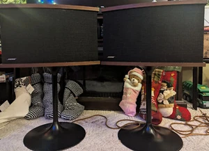 2 Vintage Bose 901 Series V Speakers Electronic Tulip Stands Works Wood 1983 - Picture 1 of 9