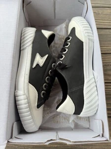 Blowfish Malibu Warren Black/White Faux Leather Sneakers Girls Size 13M New - Picture 1 of 5