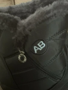 Black AB Fur lined Ankle Snow Boots Size 40 Brand New - Picture 1 of 5