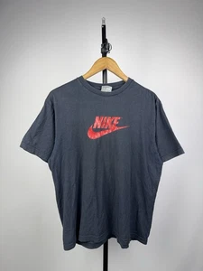 Vintage Retro 00s Nike Red Swoosh Logo Y2K Streetwear Tee Shirt Men’s M Size - Picture 1 of 10