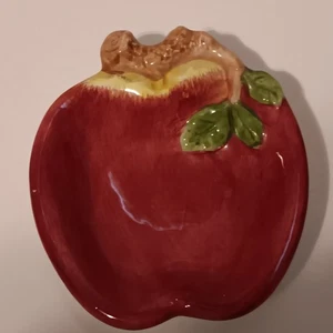 Vintage Apple Shaped 5" Ceramic Red Dish, some chips on the bottom, see photos - Picture 1 of 11