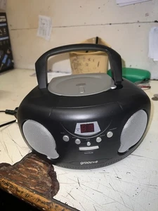 Portable Boombox CD Player with Radio, Black, Groov-e GV-PS733-BK - Picture 1 of 4