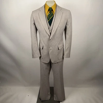 Vintage 70s Suit 3 Piece Mens 44 Jacket 36 32 Pants Vest Polyester Leisure Disco - Image 1 of 4