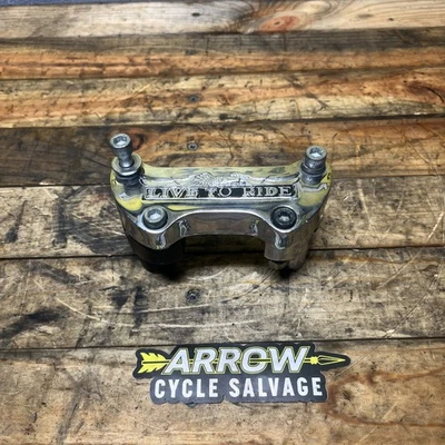 Harley Davidson "Live To Ride" Chrome Top Handlebar Clamp 1” with 2” risers Foto 1 de 4