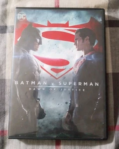 Batman v Superman: Dawn of Justice (2 Disc) - Bild 1 von 3