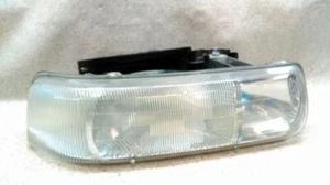 Passenger Right Headlight Fits 00-06 CHEVROLET SUBURBAN O113-180284 - Bild 1 von 4