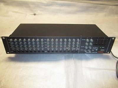 FOSTEX LINE MIXER 2016 - made in JAPAN - 16 CHANNELS - Image 1 of 3