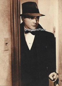 Postal fotográfica de James Cagney de 1980 tono sepia, Ludlow Sales sin usar - Imagen 1 de 1