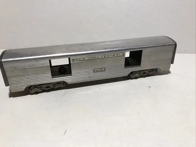 AMERICAN MODEL TOYS - NEW YORK CENTRAL - 4170 - BAGGAGE CAR - Image 1 of 4
