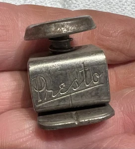 Vintage PRESTO • Paper Punch Single Hole Small Finger Press • Chicago  Pat Pend. - Picture 1 of 5