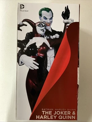 DC 收藏品 小丑和哈雷·奎因 第一版雕像,亚历克斯·罗斯 — 第 1/4 张图片