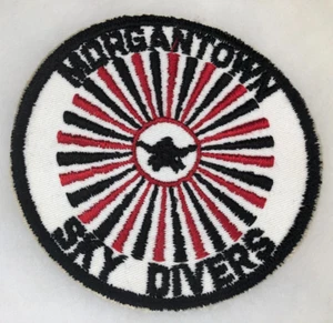 Vintage Morgantown Skydivers Fallschirmjäger Aufnäher groß 4 Zoll breiter Fallschirmsprung - Bild 1 von 5