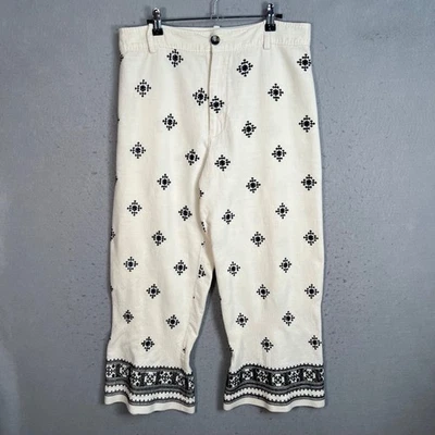 Pantalones cortos Zara para mujer talla XL blancos y negros bordados pierna ancha Foto 1 de 4