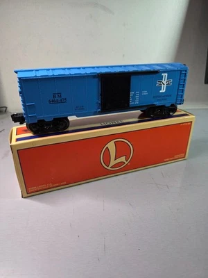 LIONEL 6-29211 Boston & Maine "6464-196" Box Car ++++ BRAND NEW ++++ OB + - Image 1 of 4