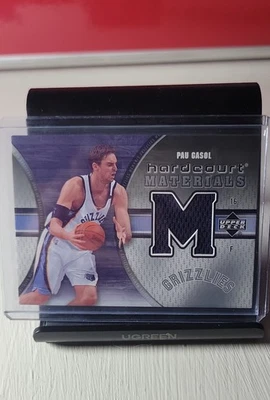 2005-06 Upper Deck Hardcourt - Materiales de madera dura Pau Gasol #HM-PG (MEM) Foto 1 de 2