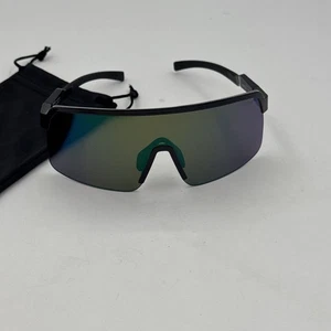 REVO RE1213 11 GN OMEGA Shiny Black Frame w POLARIZED Evergreen Lens Suns $219 - Picture 1 of 6