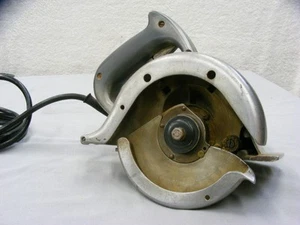 Vintage 1950 Black & Decker Home Utility 6" Corded Circular Saw HU-60 Model 1 - Picture 1 of 15