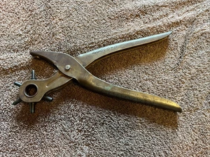 De colección CS Osborne Perforadora Giratoria de Cuero Punzón Giratorio Leathercraft 6 Cabezas Japón - Imagen 1 de 10