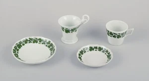 Meissen, Germany, Green Ivy Vine. Two porcelain coffee cups and saucers. - Picture 1 of 9