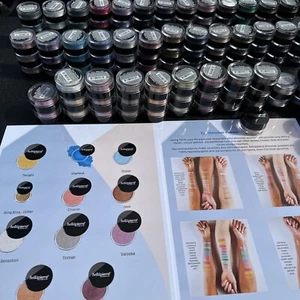 Bellapierre shimmer eye shadow 15 pcs Bundle - Picture 1 of 4
