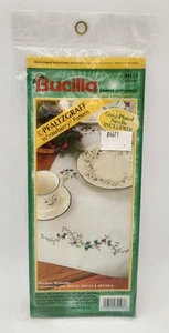 Bucilla Vintage Embroidery Pfaltzgraff Winterberry 14" x 44" Table Runner 84123 - Picture 1 of 2