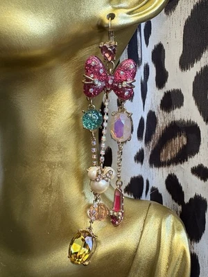 Pendientes Betsey Johnson 1ª EDICIÓN Minnie Mouse Arco Colaboración Disney RARO Foto 1 de 4