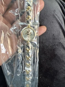 New Women’s Disney Mickey Mouse Two Tone Watch - Picture 1 of 11
