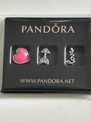 BNWT Pandora 🌟 Mini petite floating charms 🌟Love Trio 🌟 792045CZ - Image 1 of 3