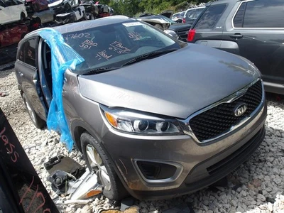 Used Rear Spoiler fits: 2016 Kia Sorento high mounted stop lamp Rear Grade A Foto 1 de 4