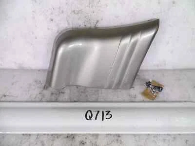 New OEM LH Front Flare Fender Molding 1996-1997 Mitsubishi Montero MR241489 Gold - Image 1 of 2