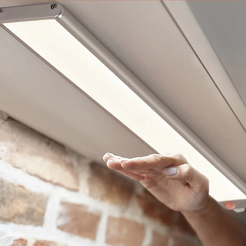 LEDVANCE Linear LED Flat Sensor USB 400mm flache Unterschrankleuchte mit Akku