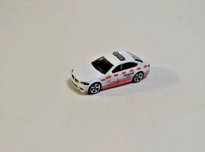 MATCHBOX 2025 MBX RESCUE V - EXCLUSIVE BMW M5 POLICE WHITE LOOSE RESCUE EMT - Picture 1 of 8