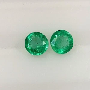 0.91ct Natural Emerald round 4.7mm nice mint green good luster matching pair - Picture 1 of 4
