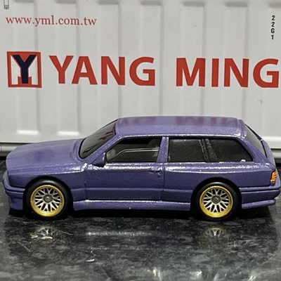 BMW M3 Touring Custom Hot Wheels con ruedas de pilotos reales Foto 1 de 4