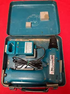 Makita 6093D 9.6V 3/8" Drill, Keyless Chuck Tool with Battery, Charger and Case - Picture 1 of 5