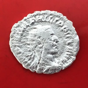 Antoninianus Rome 80.0% Silver Coin Ancient Roman Empire 2nd-3rd Century AD - Picture 1 of 6