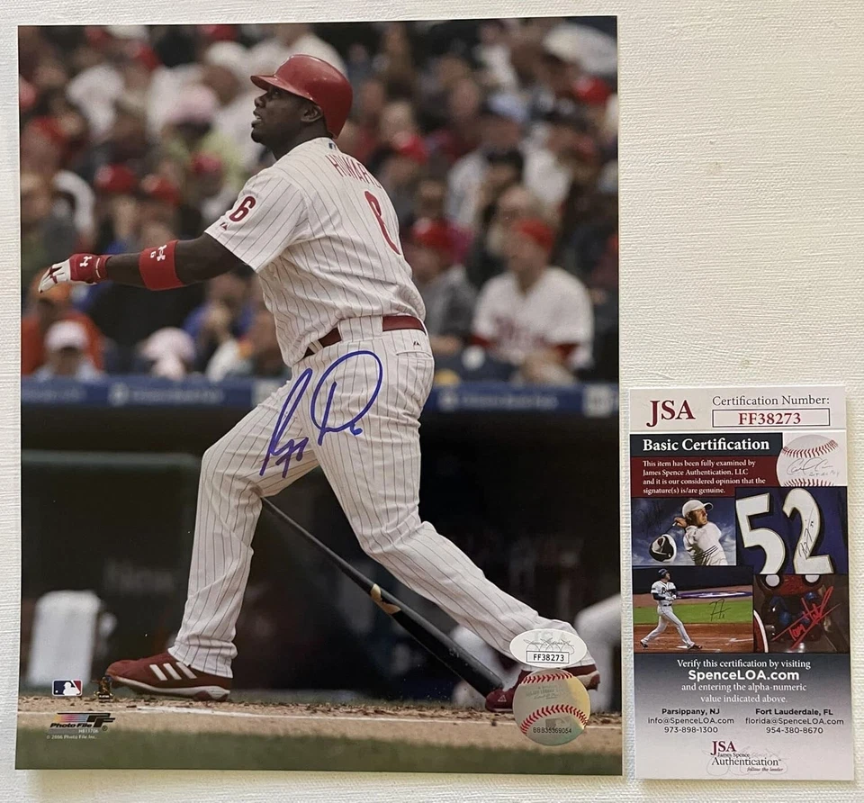 Ryan Howard Signed Autographed Glossy 8x10 Photo Philadelphia Phillies : JSA COA - Image 1 of 3