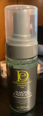 Mousse potenciadora de rizos de almendras y aguacate Design Essentials - 4,0 oz. Frizz Control Foto 1 de 2