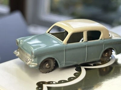 Matchbox Moko Lesney # 43a Hillman Minx Car 4GMW Very Nearly Mint no box - Image 1 of 4