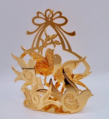 Danbury Mint 1988 DOVES OF PEACE Christmas Ornament 23k Gold Plate H85 - Image 1 of 4