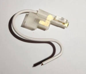 GM Fuse Block Accessory Circuit Connector - Simple Add On for "IGN" Power White - Picture 1 of 5