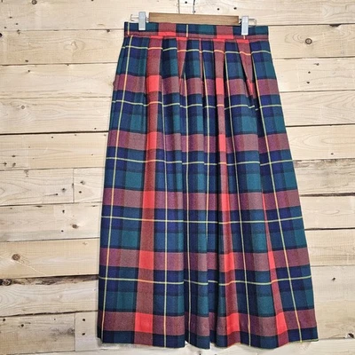 Lands End Skirt Petite 12 Red Tartan Plaid 100% Wool Pleat Midi Made in Scotland - Image 1 of 4