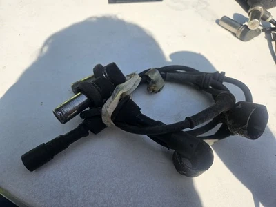 Origiginal ABS Sensor VORNE  AUDI 80 B3 B4 Coupe (89 / 8B) OE: 893927803A  - Bild 1 von 3