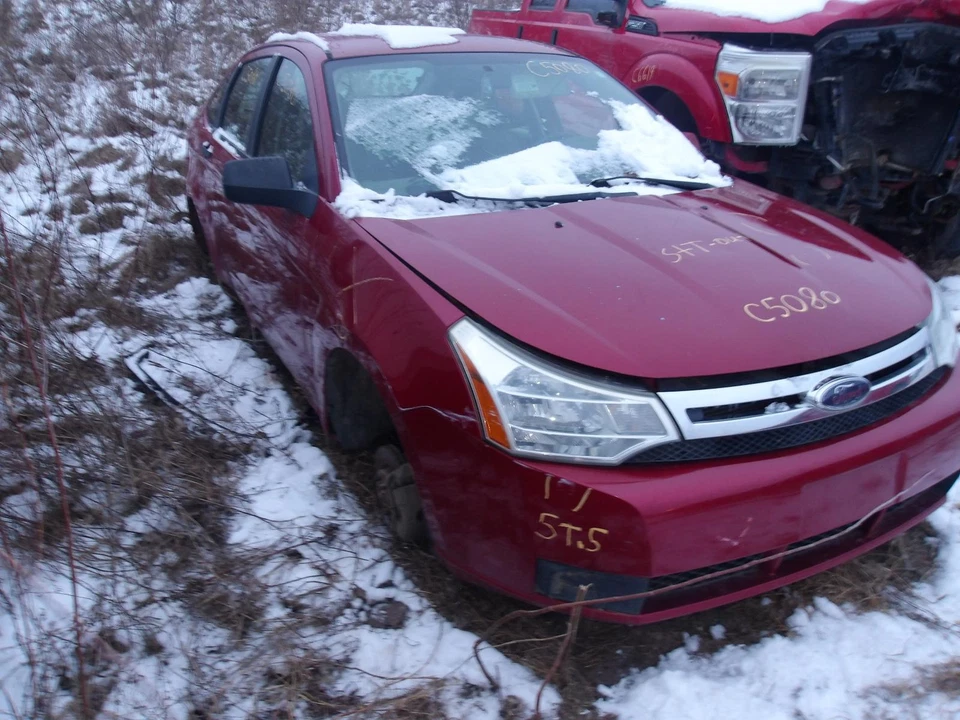 Used Engine Coolant Reservoir fits: 2010 Ford Focus  Grade A - Image 1 of 4